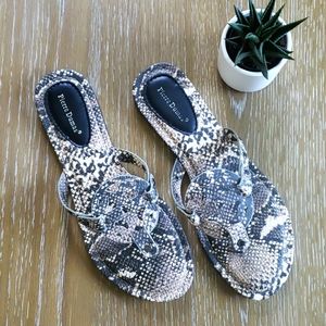 🌸Luxury Inspired Sandals